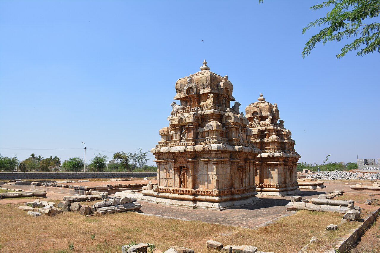 Moovar Koil at Kodumbalur, a group of three early Chola-era temples built by the Irukkuvel chieftains.