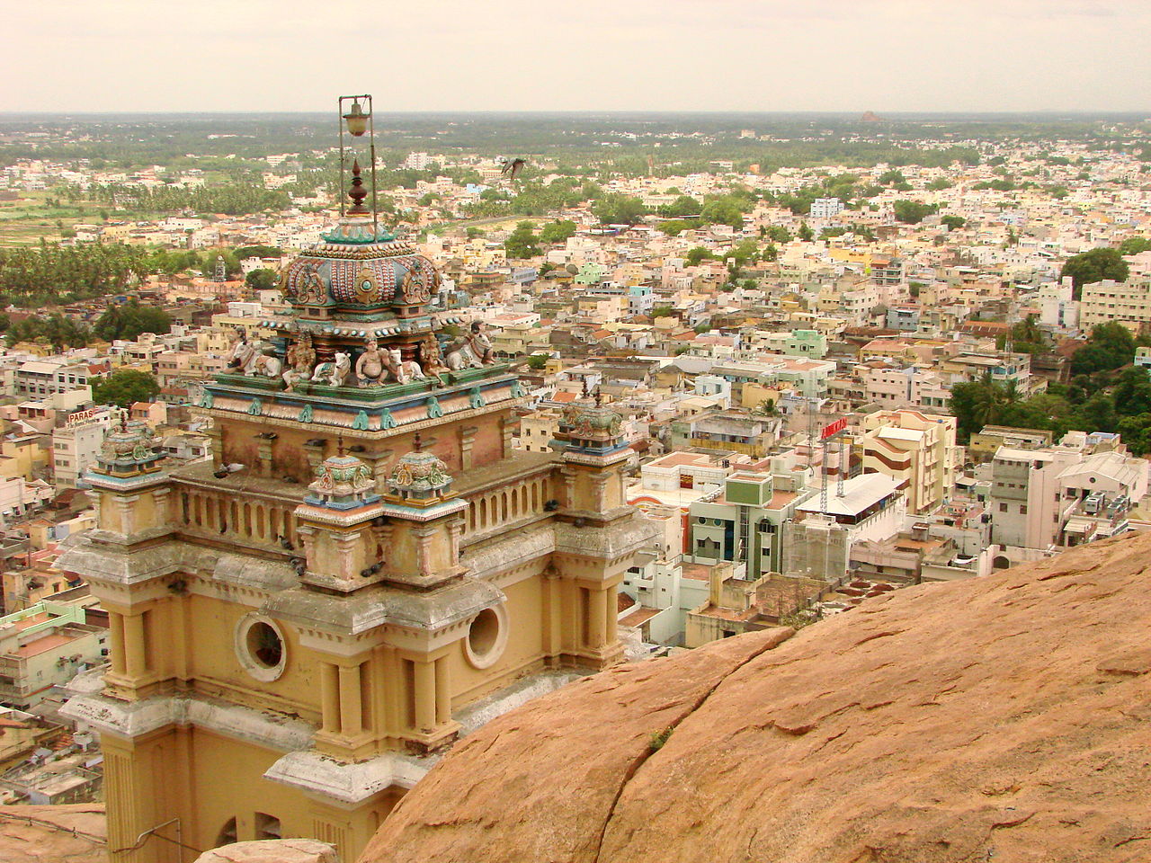 The Rockfort, crowned by the Ucchi Pillayar temple, rising above Tiruchirappalli city.
